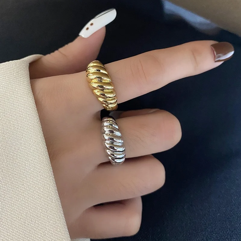 New Creative Smooth Water Drop Rings for Women Vintage Geometric Adjustable Croissant Open Finger Nail Ring Couple Jewelry Gifts