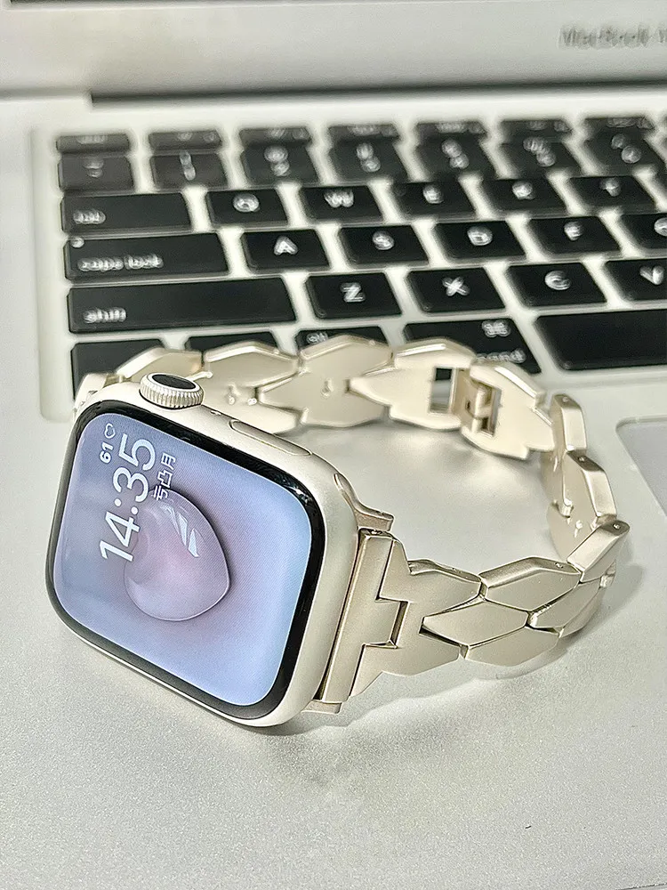 Premium Stainless Steel Chain Strap for Smartwatch - Metal Bracelet Band