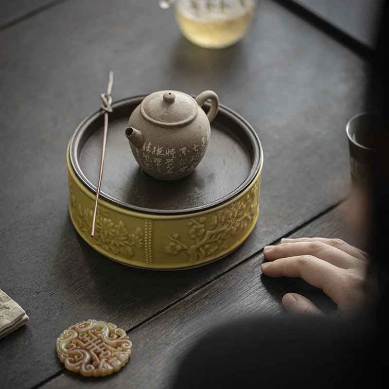 Light Yellow Relief Plum Orchid Ceramic Pot Bearing Support Kung Fu Tea Dry Bubble Tray Water Storage Holder With Cover Tea Tary