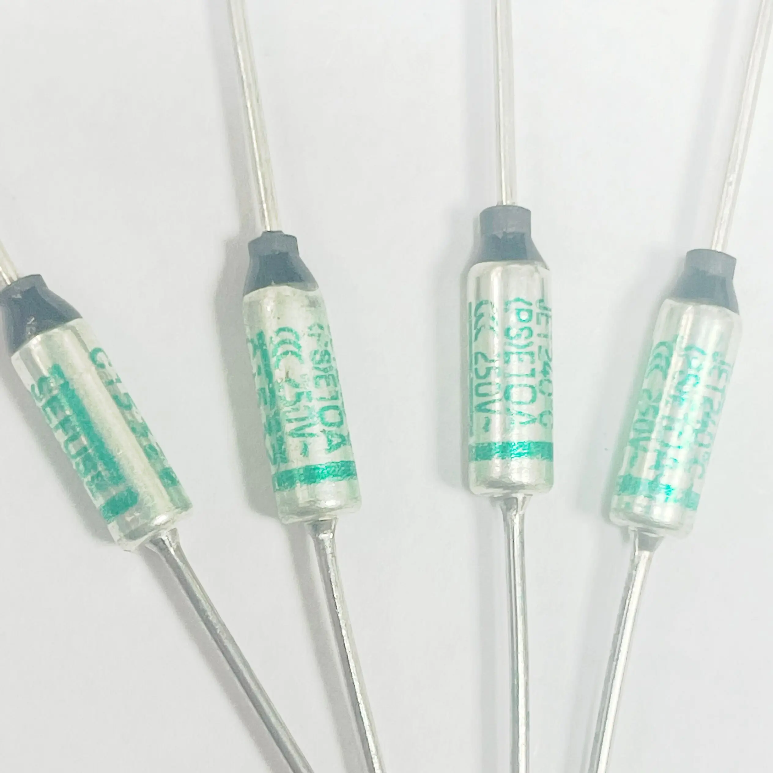 5 шт./партия, предохранитель SF240E 10A 250V 240c NEC 5 шт./партия, предохранитель SF240E 10A 250V 240c NEC