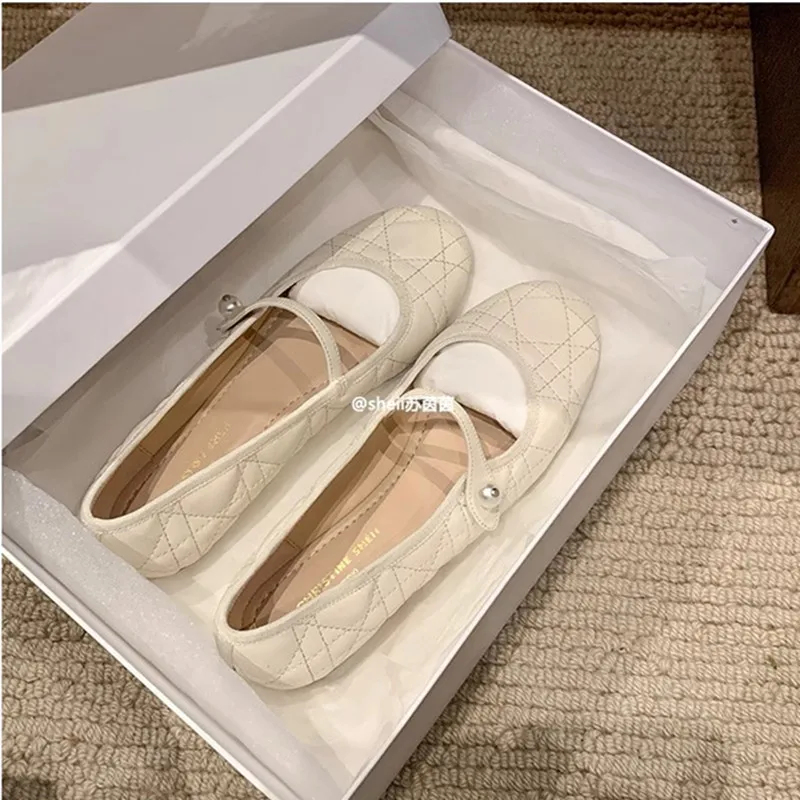 Imported Smallcow Leatherargyll Pearl Buckle Strap Shallow Sole Flat Women's Shoes Elegant Stylish Trendy Flat Heels 2