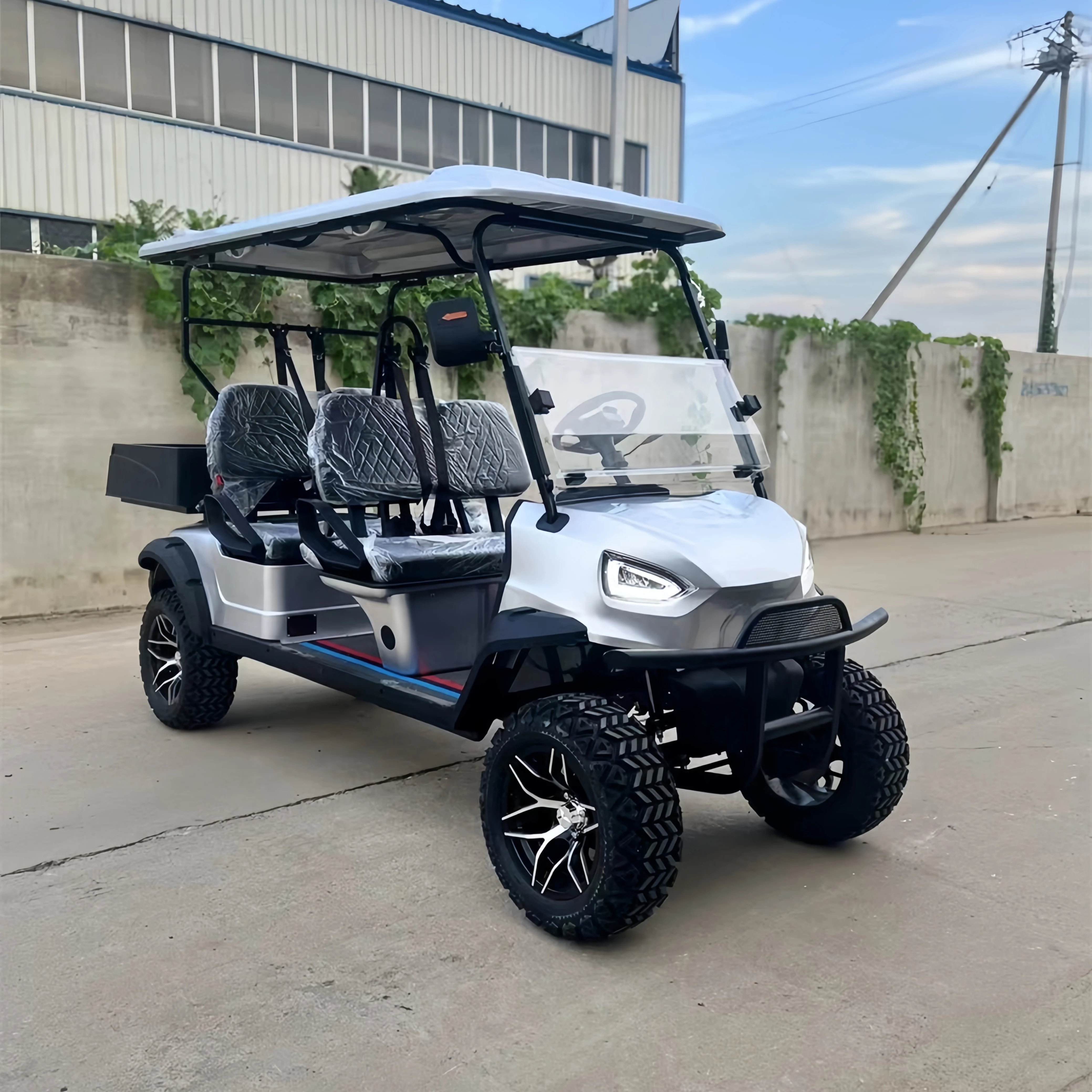 4인승 전기 골프 카트 컨트롤러 48볼트 클럽 카 5kw 3-4륜 구동 후륜 기계식 브레이크 맞춤 장착