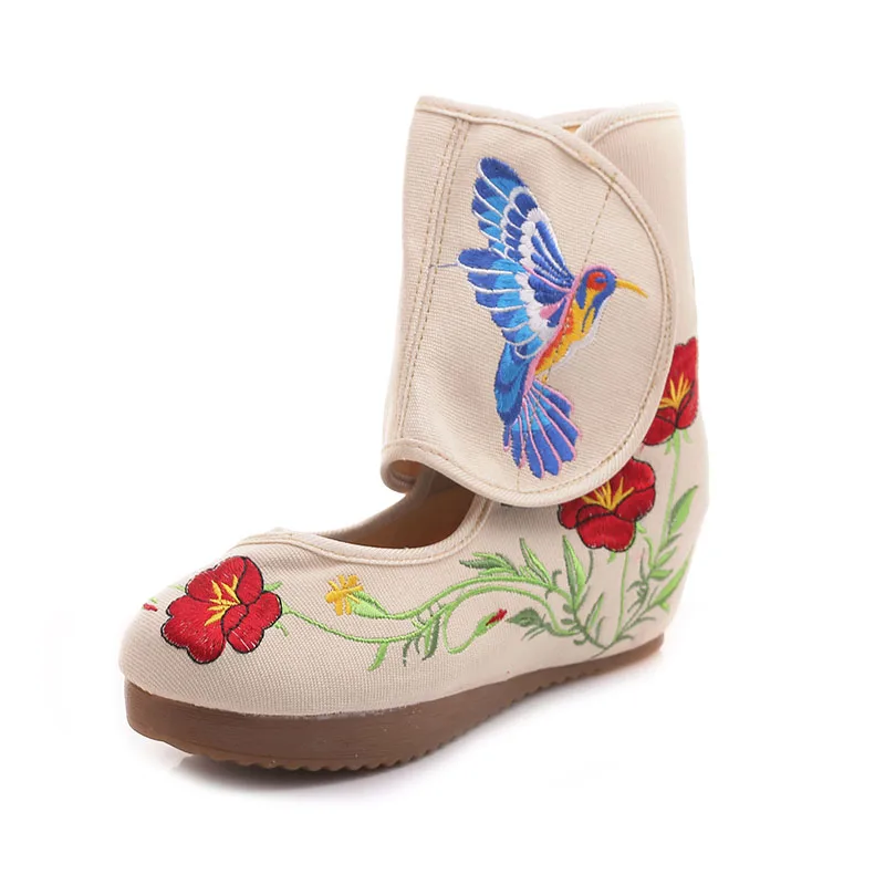 

Chinese Ancient Style Spring/Autumn And Winter Boots Embroidered Canvas Shoes High Heel Internal Increased Wedges