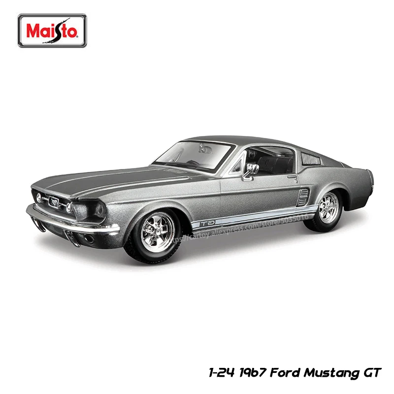 Miniatura Ford Mustang GT 1967 GRANDE em Metal 1/24 - Maisto - Faz a Boa