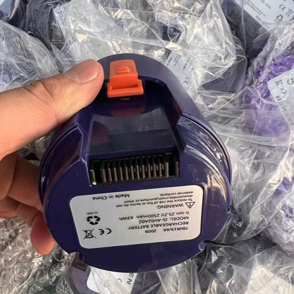 PACK ASPIRATEUR A MAIN SANS FIL AVEC BATTERIE ET CHARGEUR JBM