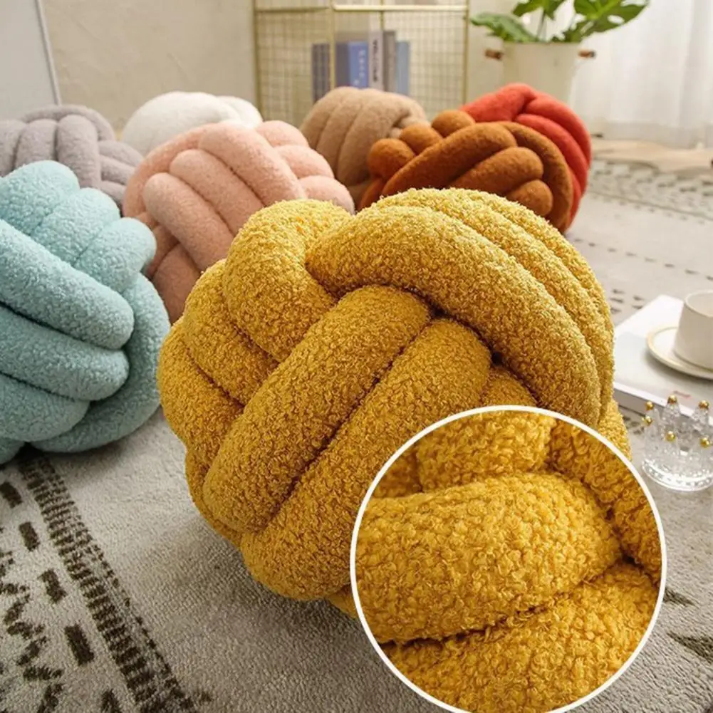 Knotted Ball Plush Pillow Indeformable Eco-friendly Hand-woven Back Throw