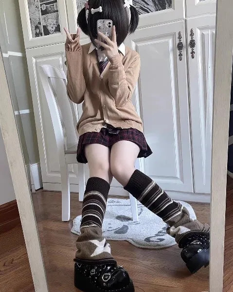 

Ruibbit Hot Girl Winter Japanese Knee Sleeve Leg Cover Harajuku Handmade Stripe Star Y2k Leg Warmers Punk Rock Knitting Socks