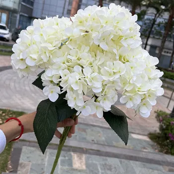 Bouquet di ortensie a 5 teste Fiori artificiali di seta per la festa nuziale Accessori per la decorazione del soggiorno Decorazioni per la casa Fiori finti 1