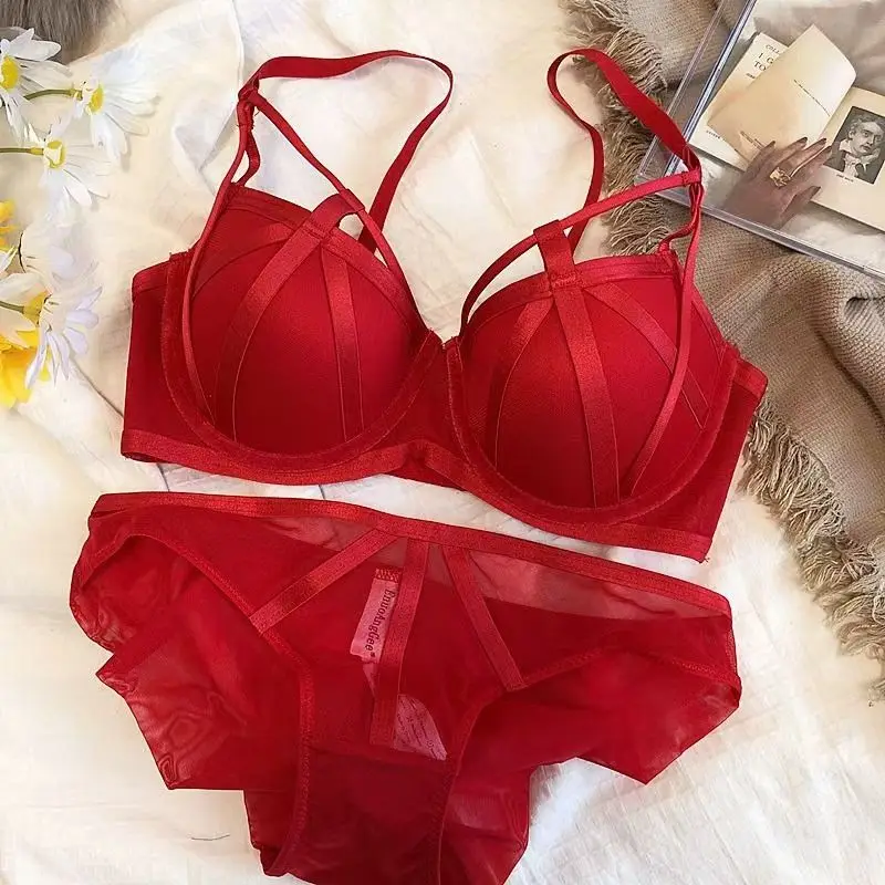 New Red Underwear Women's Sexy Small Chest Gathering Thickening, Large, Traceless, Smooth, Underwired, Comfortable Bra Set