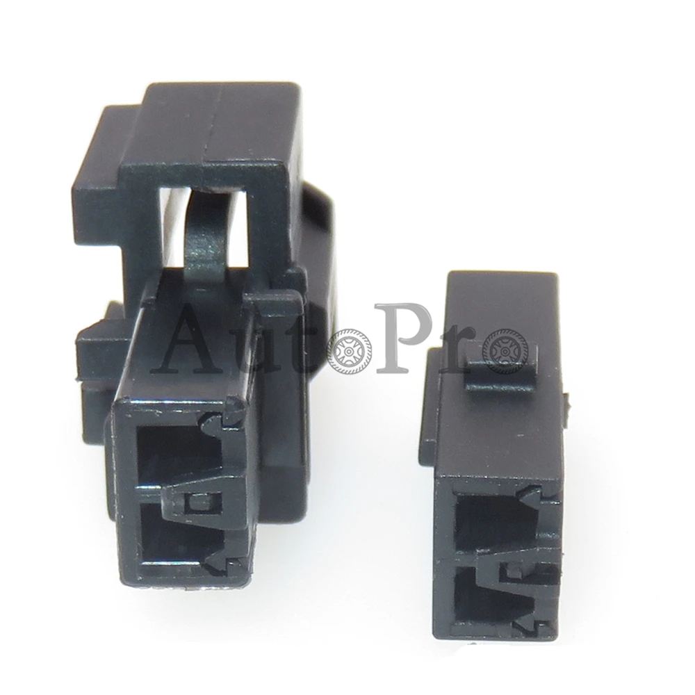 Рисунок 6 - Автомобильная лампа 1J0973119 1J0973332