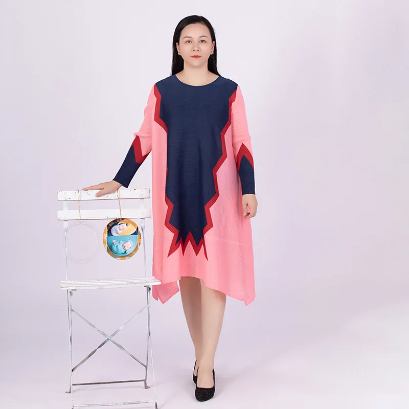 

New print round neck long sleeve fashion loose pleated dress