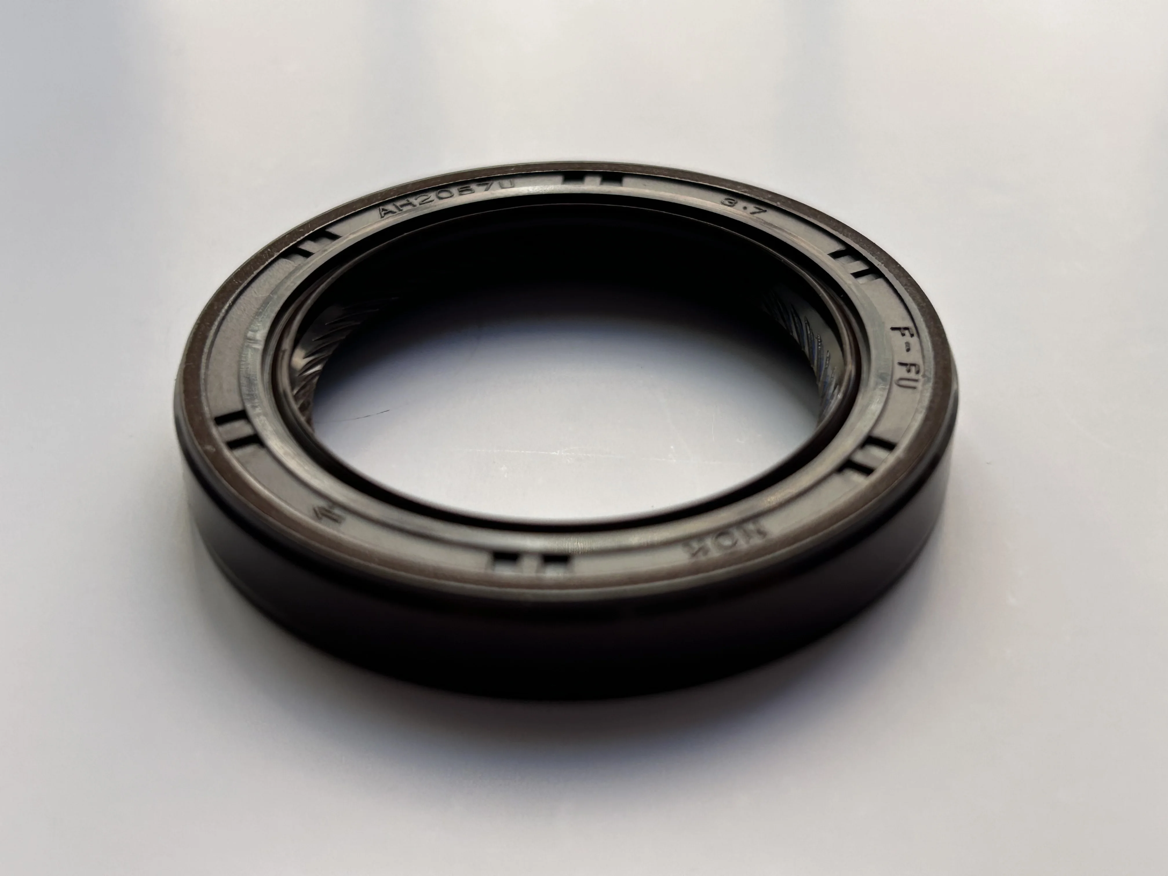 35*50*8 Front Crankshaft Oil Seal for MITSUBISHI KIA HYUNDAI 