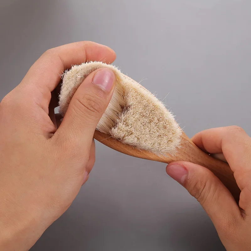 Newborn Baby Wool Baby Wooden Brush Comb Newborn Hair Brush Infant Head Massager Portable Baby Comb Hair Bath Brush Comb New 4
