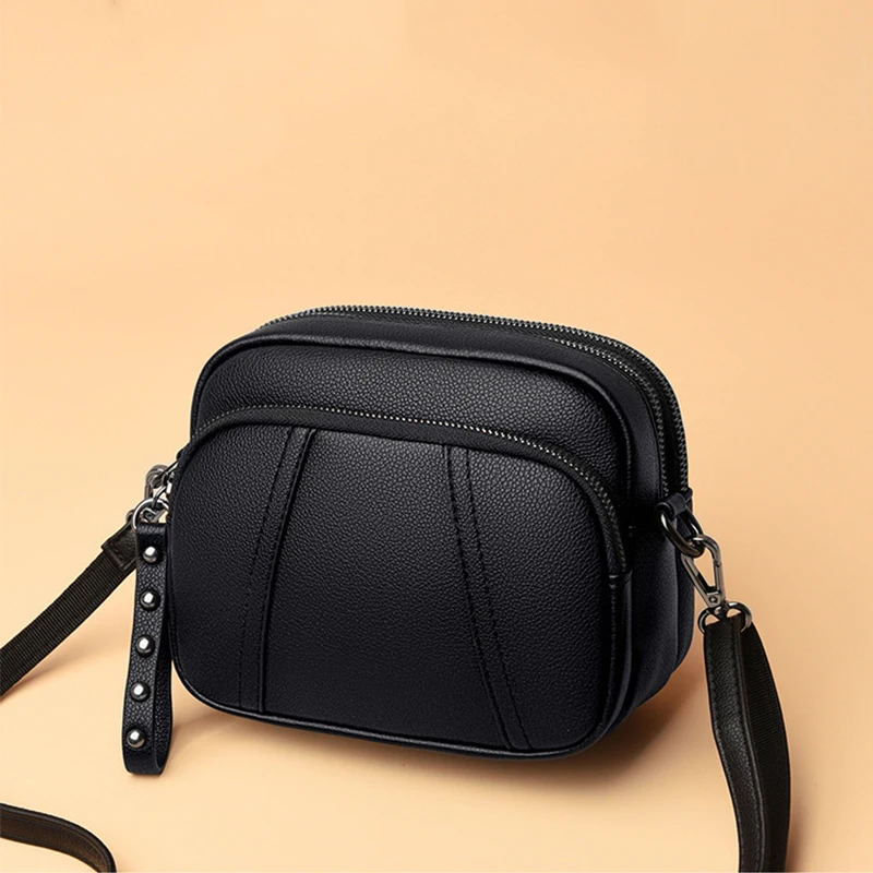 Solid Color Fashionable Rivet Zipper Women's Mobile Phone Bag