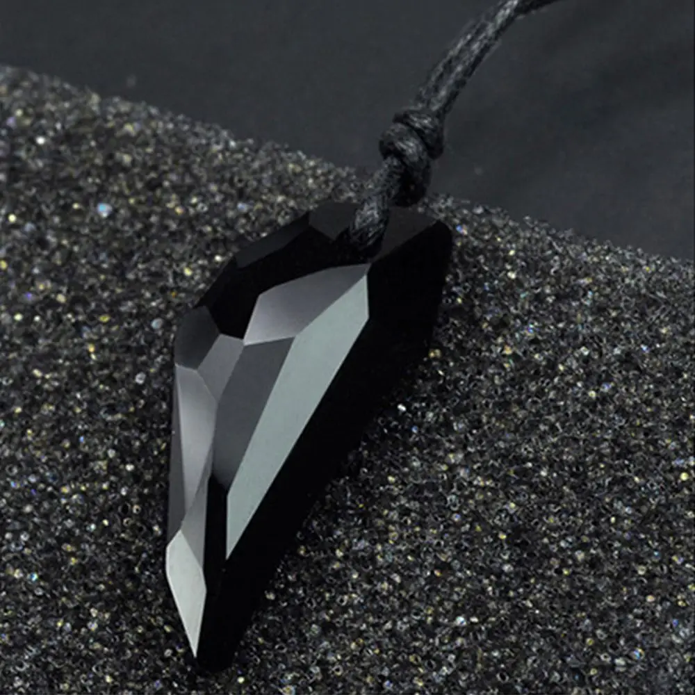 Couple Accessories Adjustable Length Black Sapphire Austrian Crystal 18K Plated Wolf Tooth Pendant Necklace Fine Polished