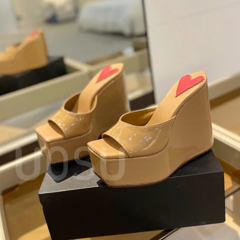 New Luxury Ladies Sandals Thick Bottom Waterproof Platform 5cm Slope Heel Fashion Women Shoes Square Toe Leak Toe Dress Shoes