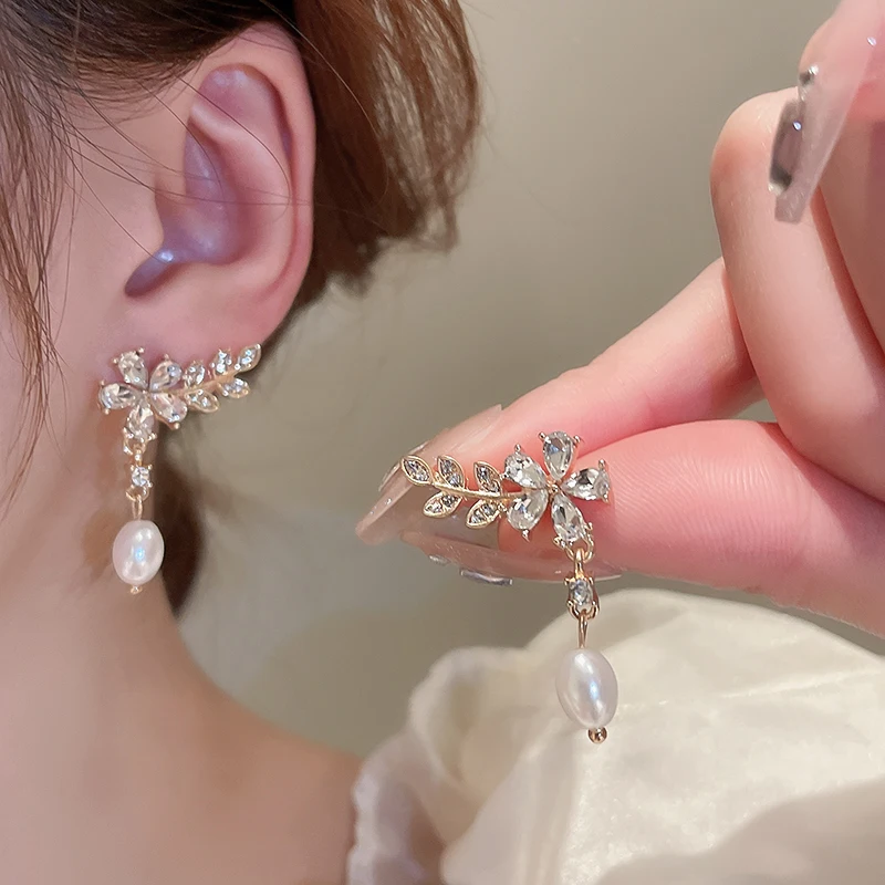 Zircon Stud Earrings Women's Fashion Flower Leaf Imitation Pearl Party Wedding Jewelry