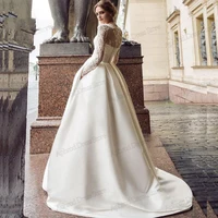 Classic Wedding Dresses For WomenVintage Bridal Gowns Lace Appliques Satin Robes For Party Vestidos De Novia 2025 Customized 2