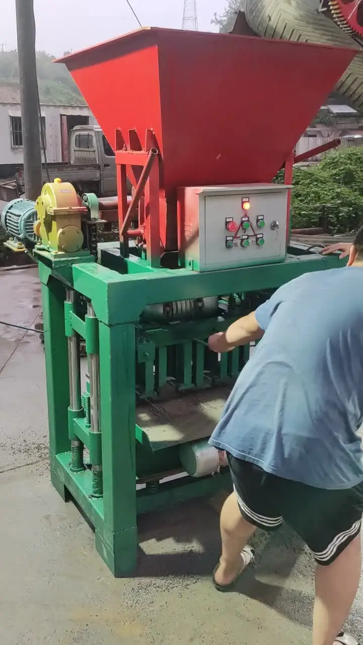 Машина для формования кирпичных блоков с бункером ручная машина производства