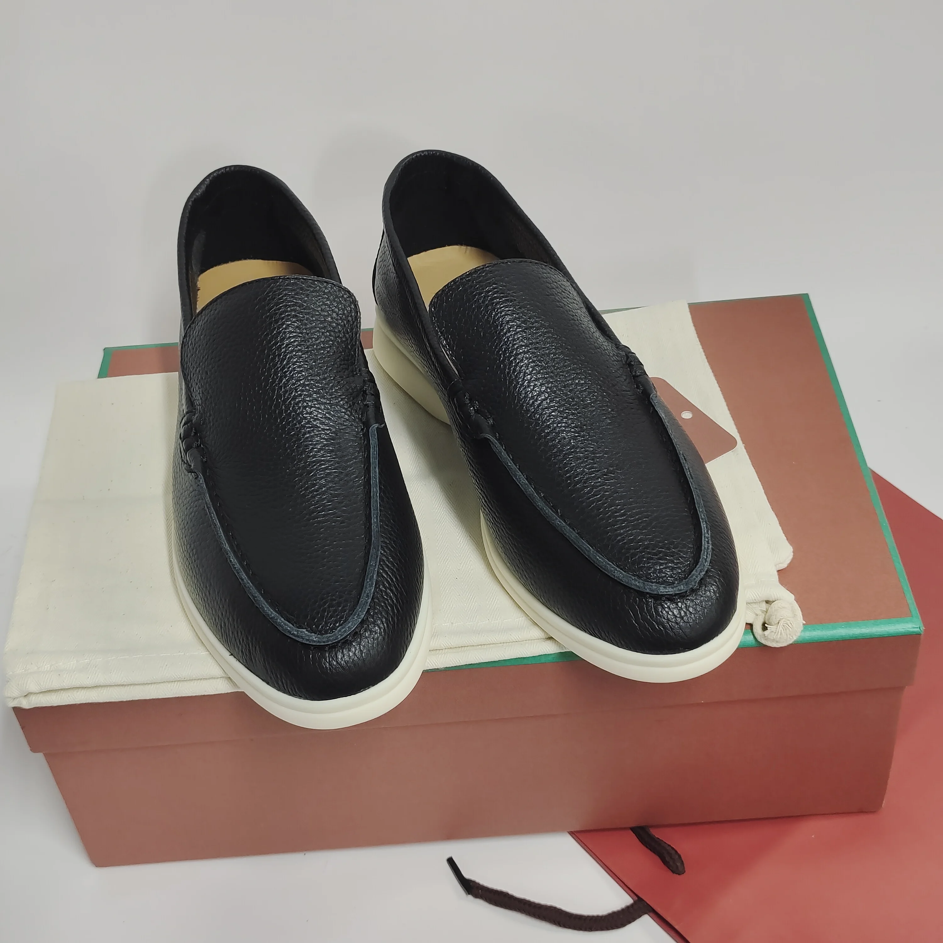 

Designer Loafers Mocasines Shoes For Women 2023 Luxury Black Cow Leather Flats Men Brand High Quality Slip On Shoes