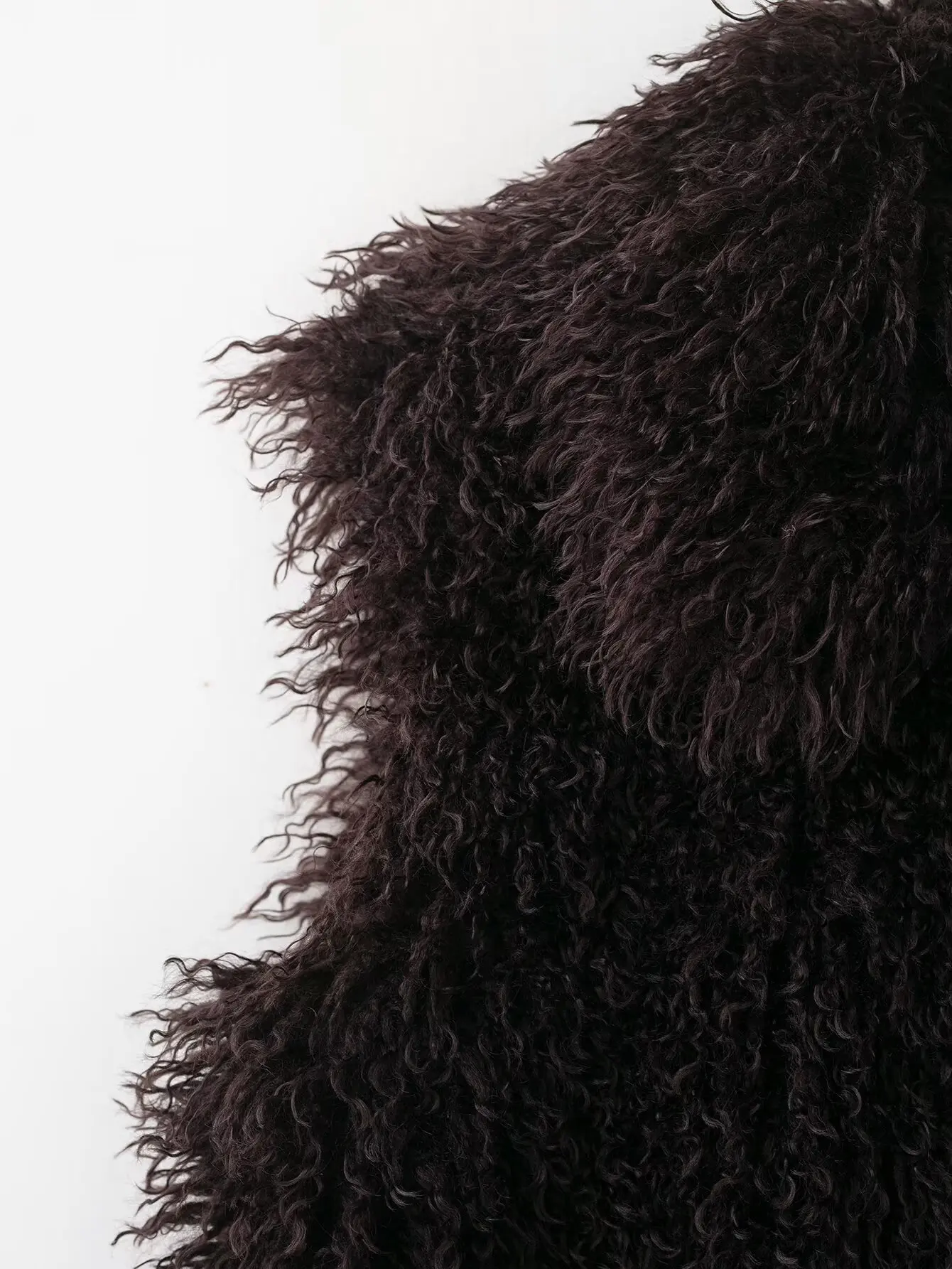 Women Autumn Winter Short Vest Female New Fashion Sleeveless Button Artificial Fur Vest Women Elegant Hight Street Leisure Top