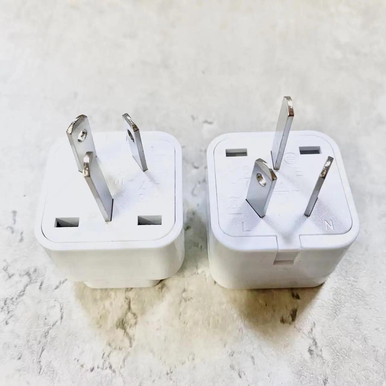 Australia New Zealand China Power Plug Adapter,AU Travel Adapter USA Grounded Outlet Universal Socket-Type IN- Argentina