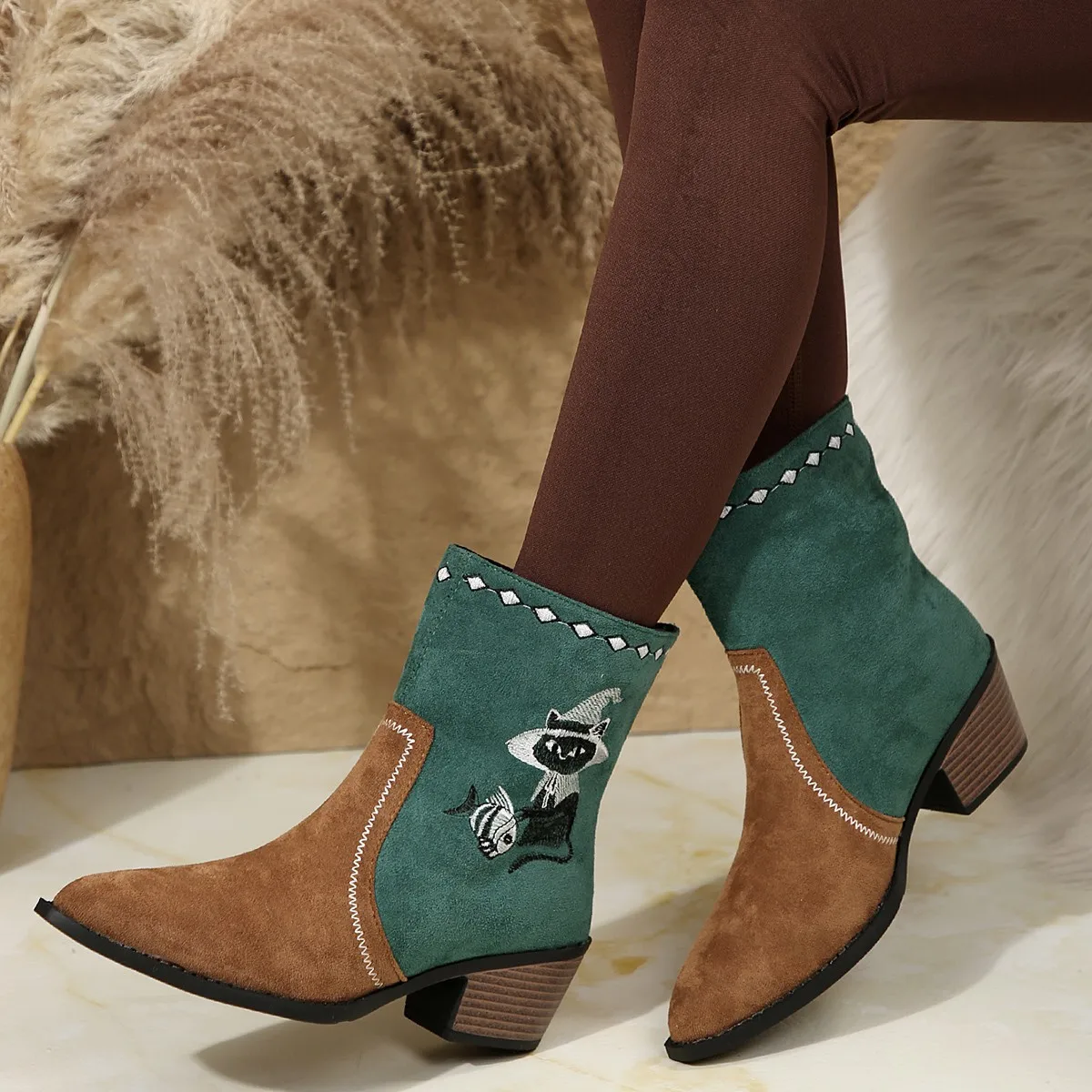 Boots Women Mix Color Embroidered Western Cowboy Autumn Winter Chunky Heel Ankle Boots Woman Pointed Toe Slip on Chelsea Booties