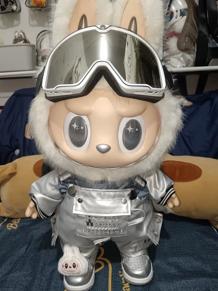 ラブブ 58cm 白　ジモモ ラブブ 58cm 白 ジモモ スニーカーマンストアのLabubuブランド
