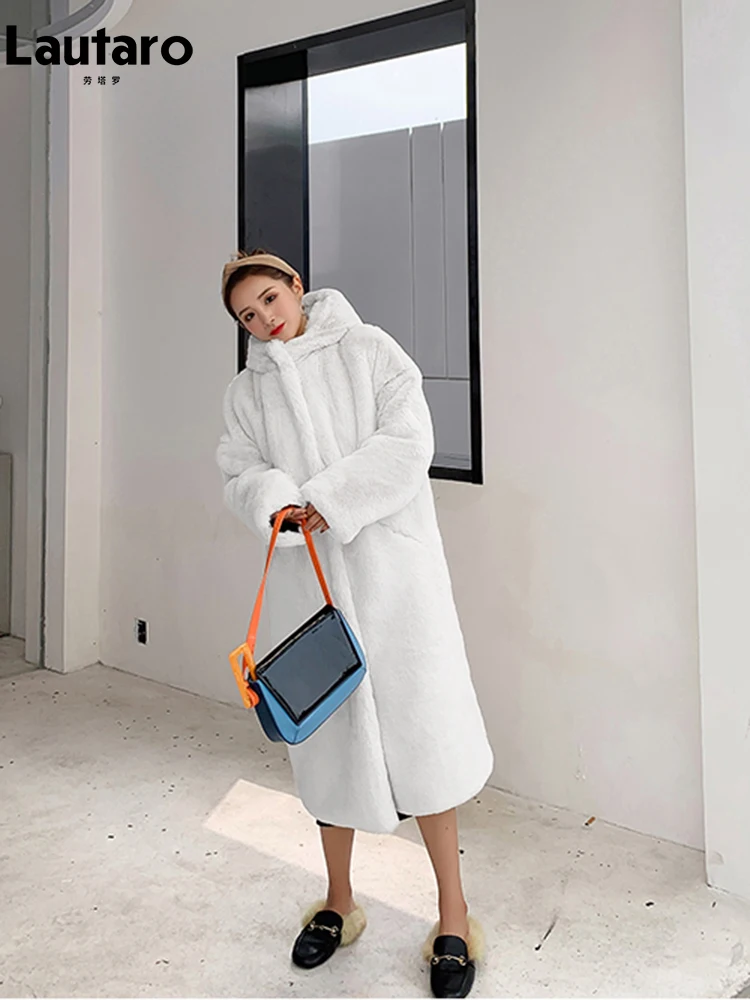 Slide image 3dcd3c7cc3f341f9a6b3bb4e74b9950d