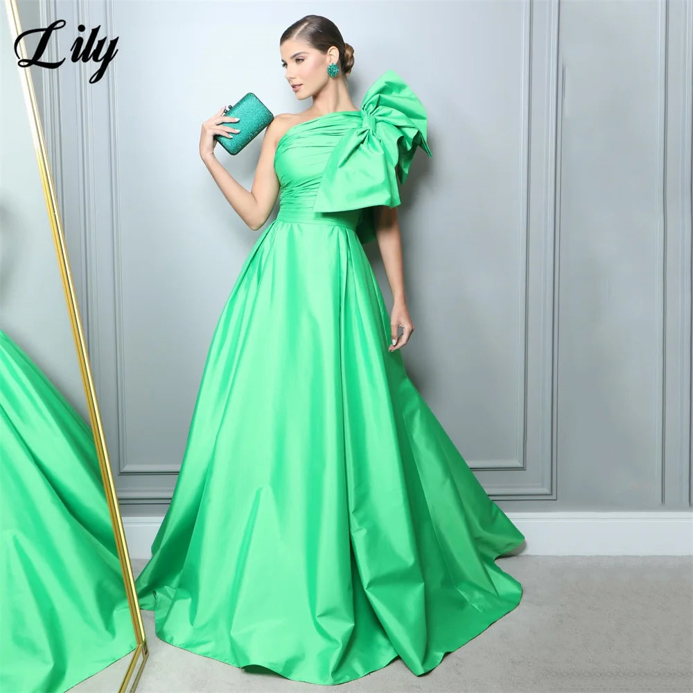 

Платье для выпускного вечера с большим бантом, без рукавов