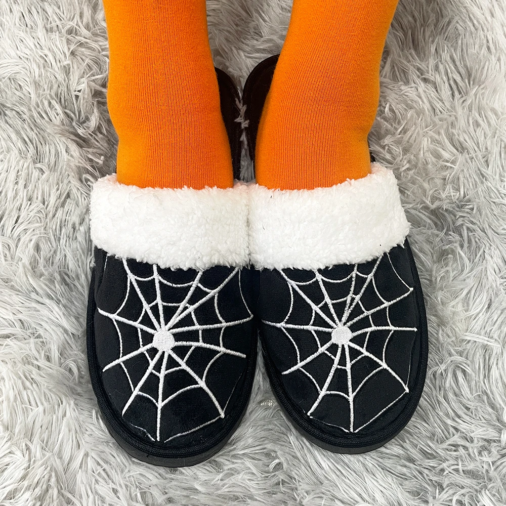 

Highland Cow Halloween Spider Web Plush Slippers Indoor House Black Slipper Winter Warm Soft Fluffy Shoes for Women Men Party