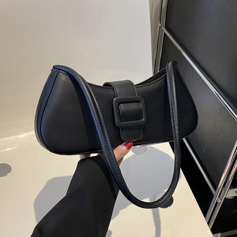 

Новинка 2024, Корейская версия зарубежной маленькой сумки, женская текстурная сумка через плечо на зарубежном ремне на весну и лето, маленькая квадратная сумка для подмышек