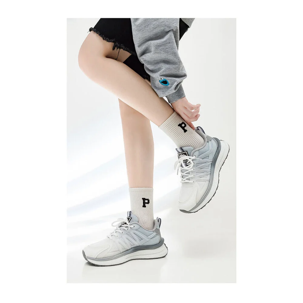 Running Shoes Breathable Mesh Super Light Shock Absorption Technology Sports Sneakers Men Women Trainers Top Quality _voghion.com