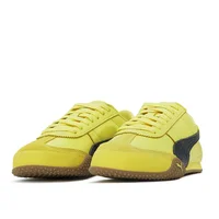 Puma Bella UT : baskets basses élégantes, confortables, douces et réactives – style unisexe en jaune et noir 402186-05 4