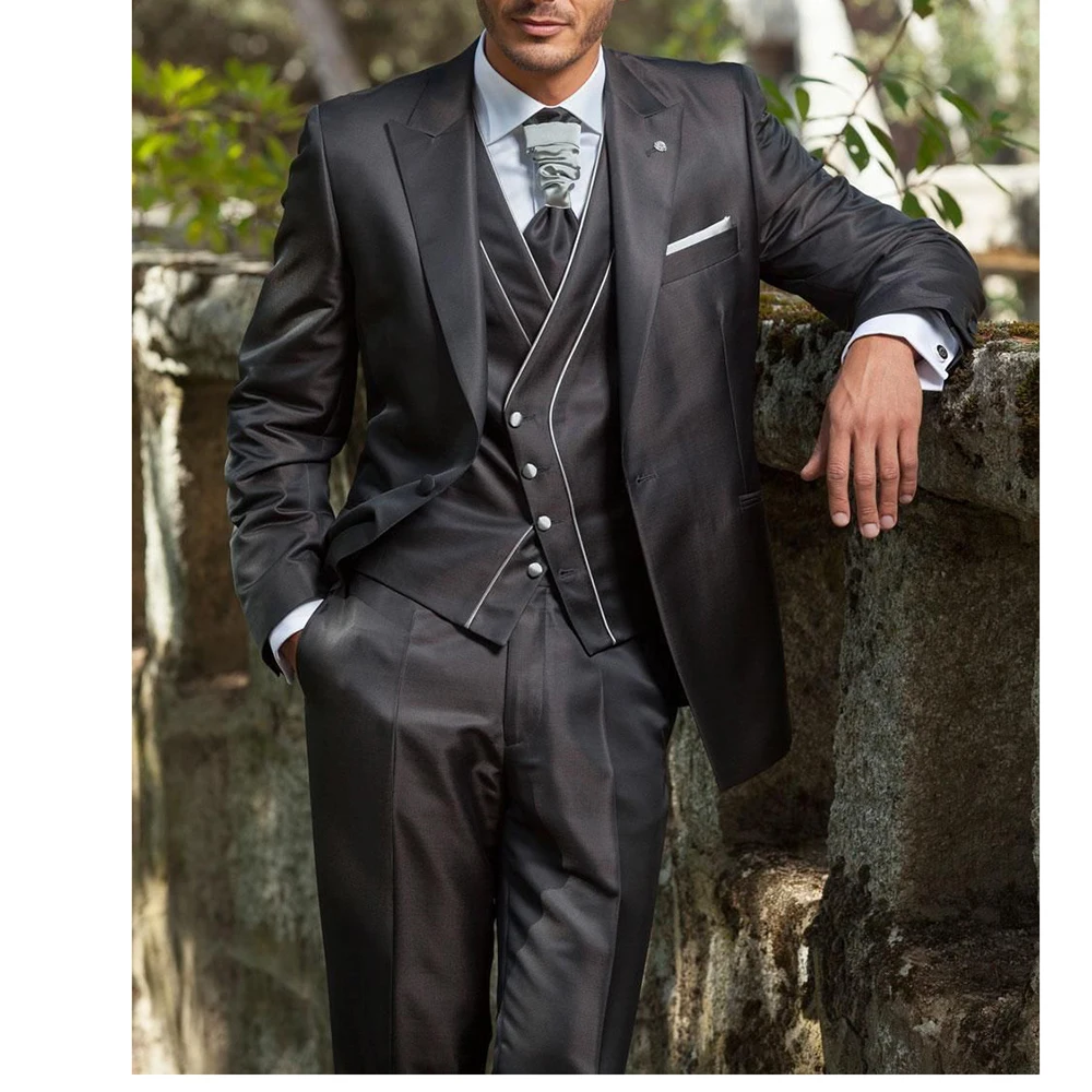 

Men Suits Jacket Pants Vest Slim Fit Single Breasted Peaked Lapel Casual Prom Outfits Hombre Wedding Best Man Costume Homme