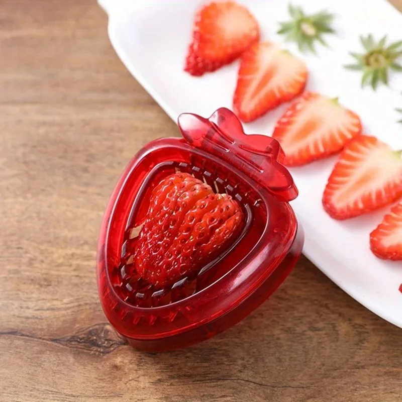 Kitchen Fruit Tools Strawberry Slicer Strawberry Corer Strawberry Peeler Stem Remover Creative Melon and Fruit Slicer