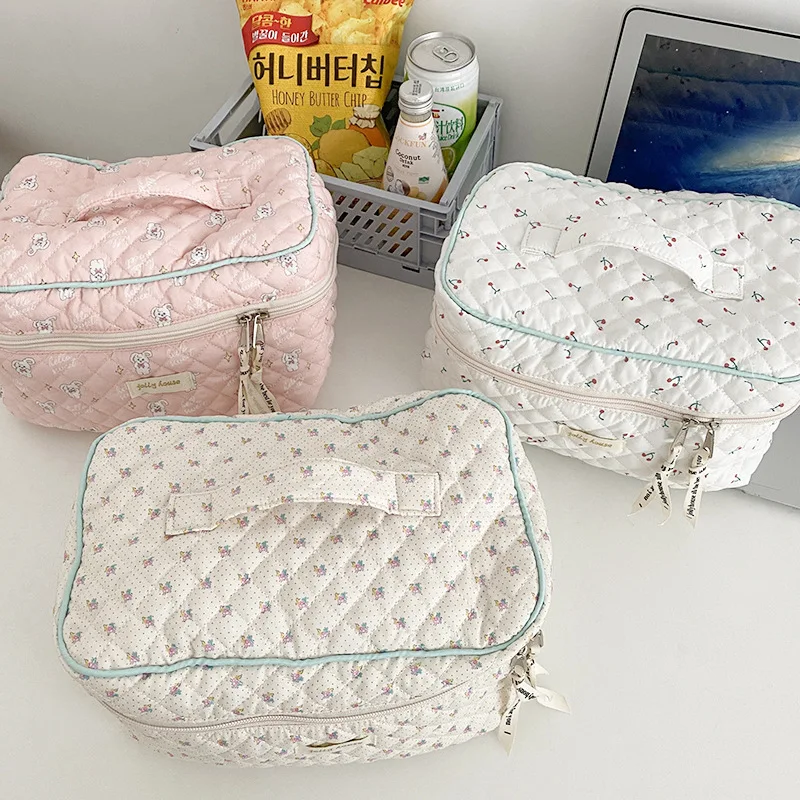 

Cute Quilting Cotton Makeup Bag Women Zipper Cosmetic Organizer Female Cloth Handbag Box Shape Portable Toiletry Case For Girls