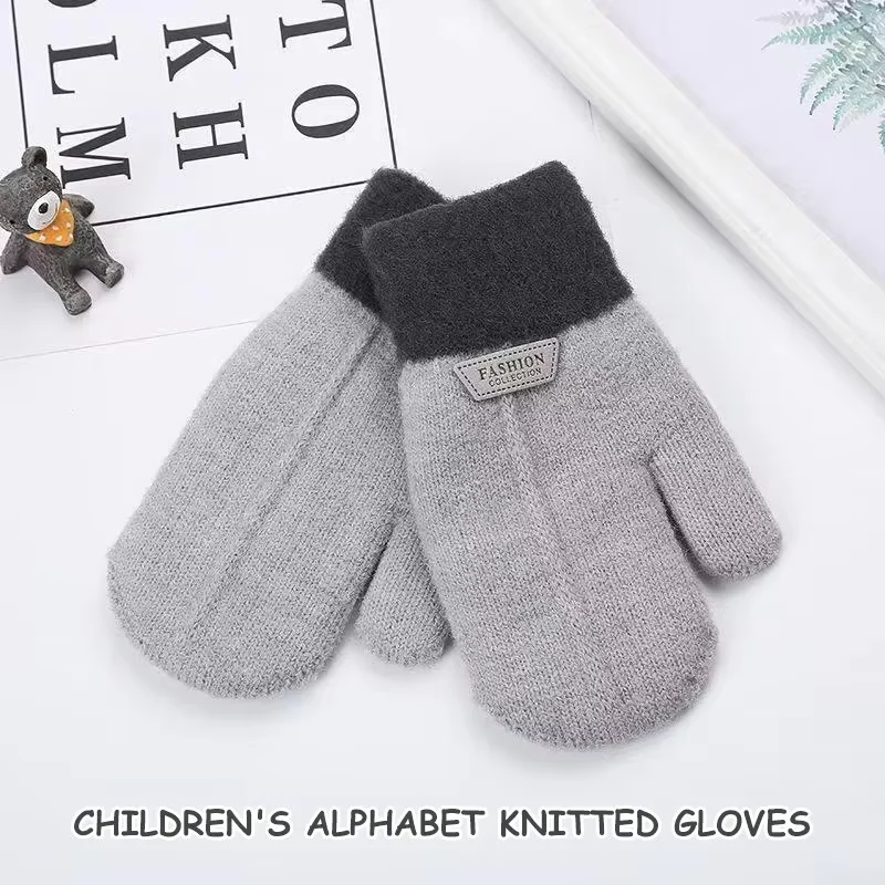 1 PCS New Cute Boys Girls Gloves Winter Thick Warm Knitted Mittens For Newborn Kids 03Y Children Gloves Gift