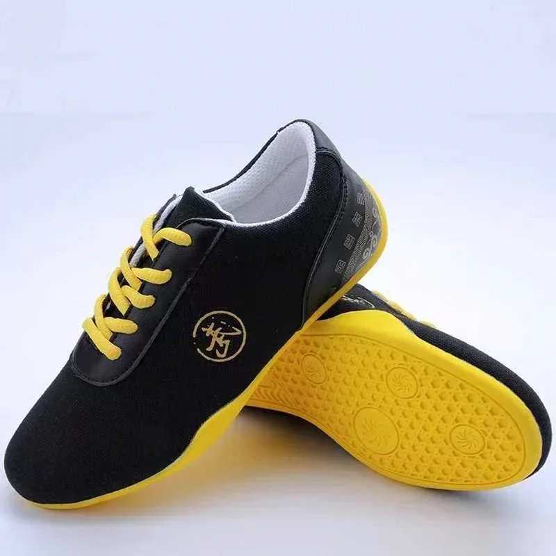 Canvas Kung Fu Shoes Martial Arts Tai Chi Taekwondo Wu Shu Karate Sport Shoe Couple Sneakers Adult Shoes Large Size