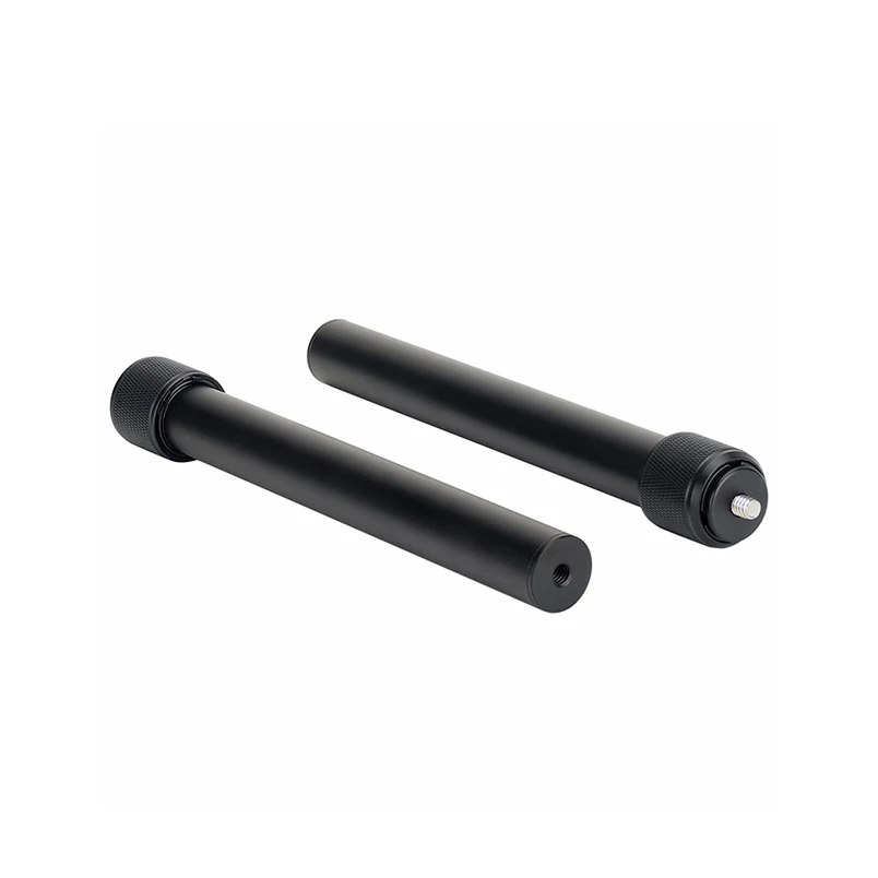 Monopode extension 2 sections 350mm pour gimbal caméra, avec verrouillage par twist lock, vue rapprochée des sections.