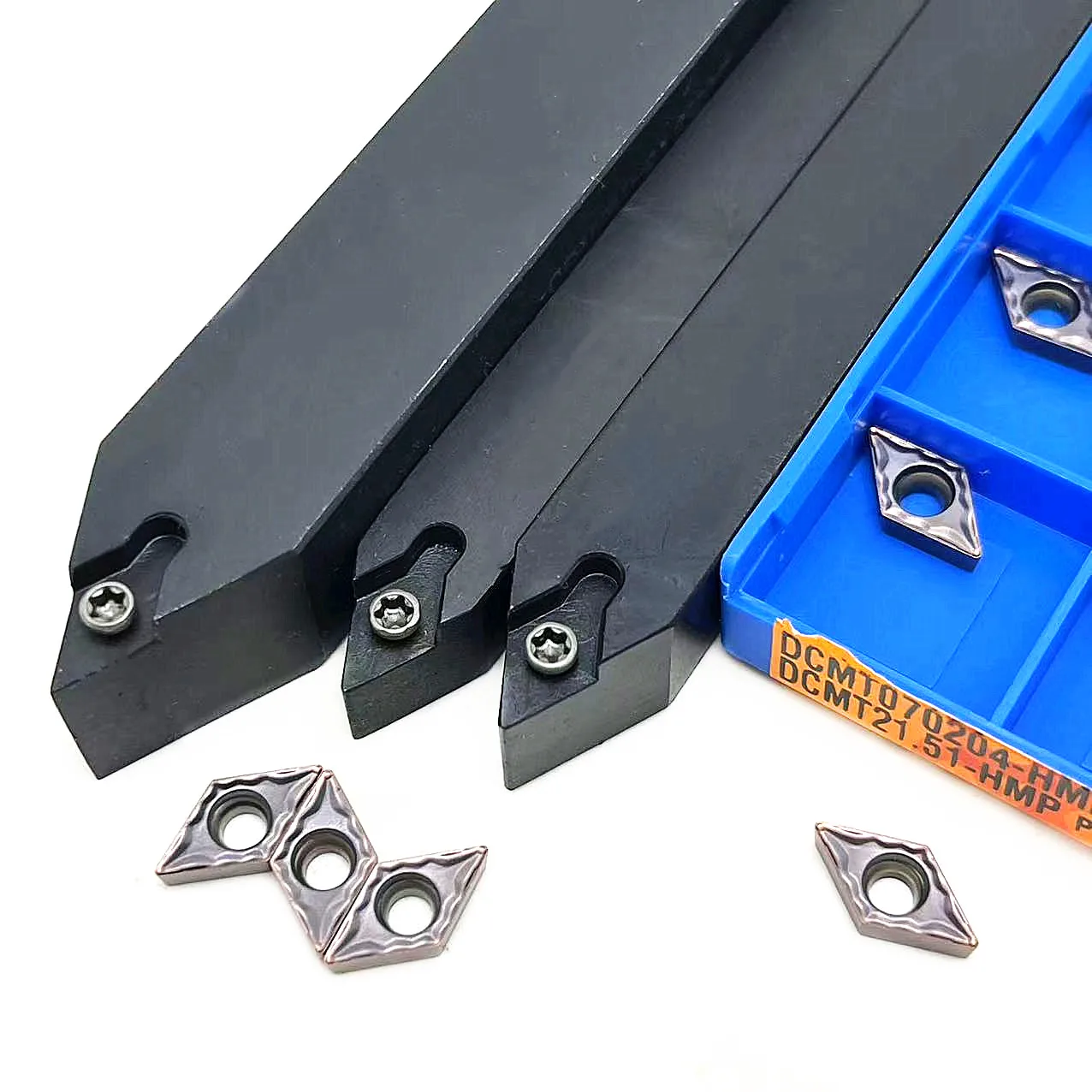 

SDNCN1212H07 SDNCN1010H07 SDNCN161H07 External turning tool holder DCMT070204 Carbide embedded tool holder CNC turning insert