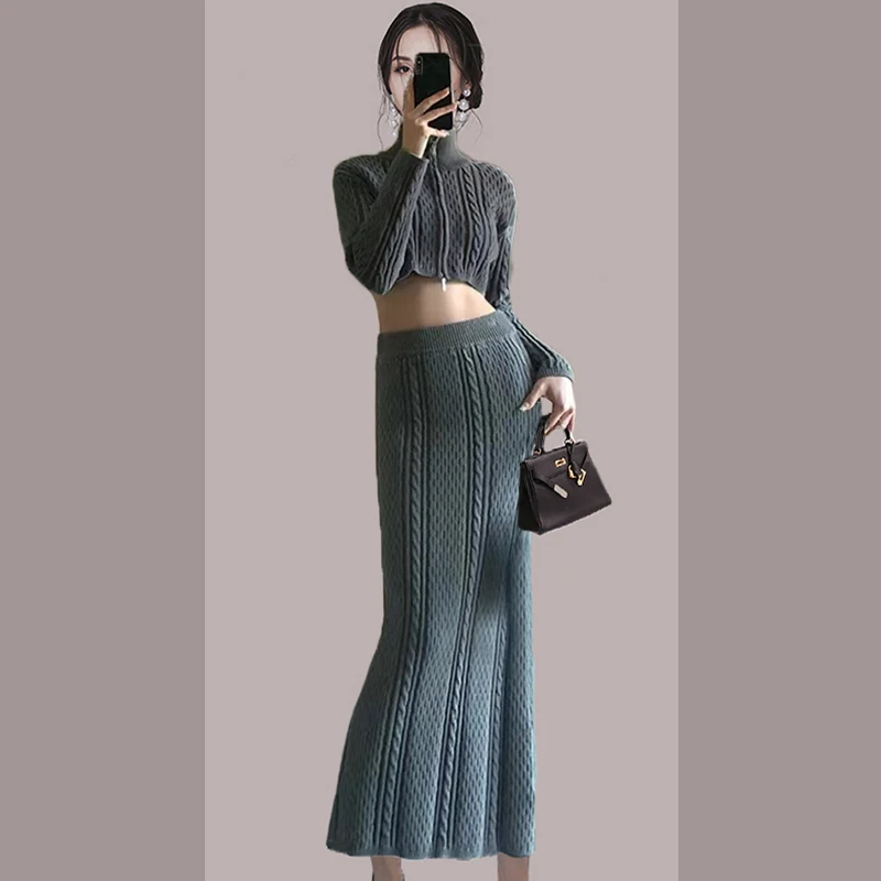 

Женский трикотажный Костюм-двойка, элегантный короткий топ с высоким воротником и длинным рукавом и юбка-годе, костюм из черного французского трикотажа, осень 2023