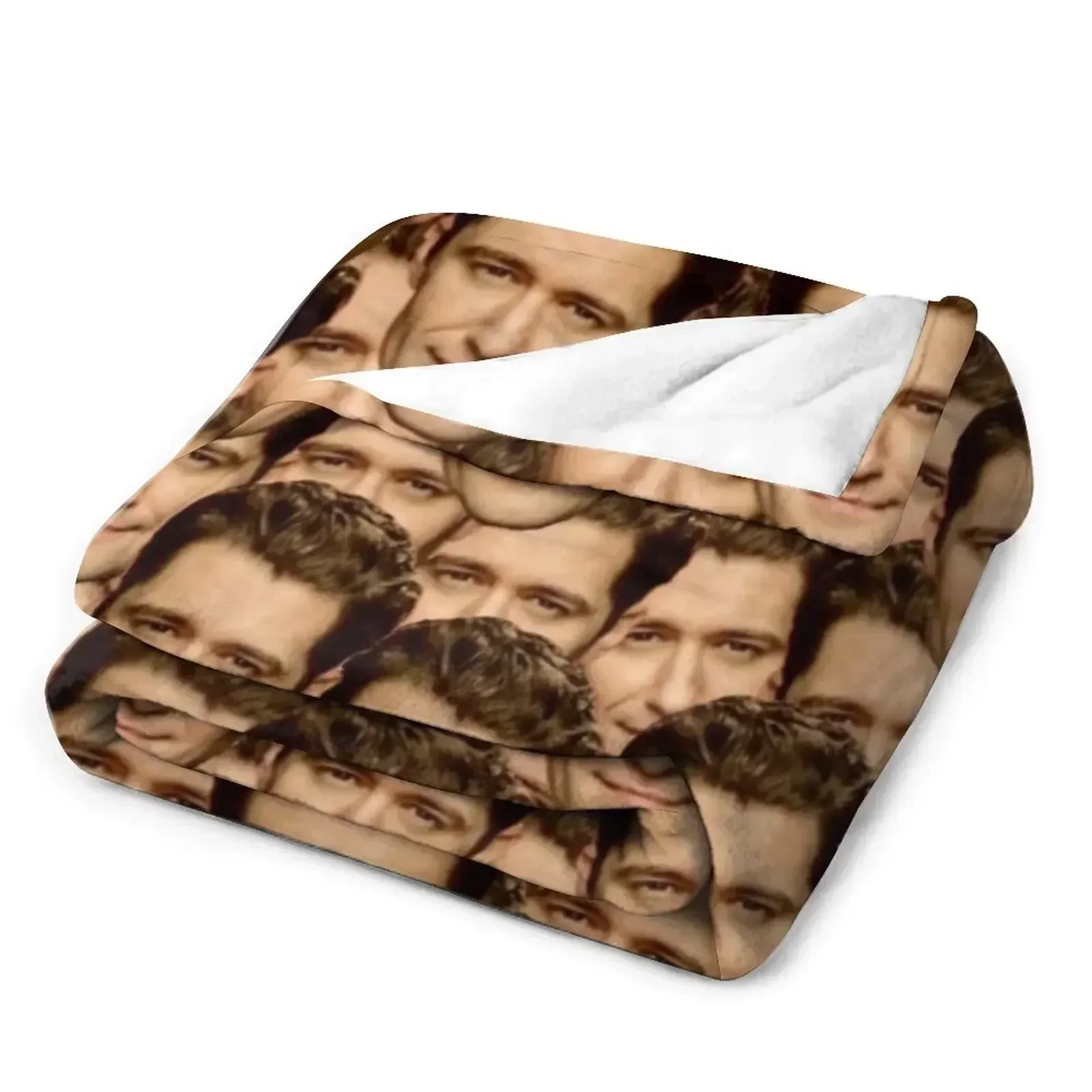 Cozy Soft Plush Fuzzy Outdoor Picnic Throw Blanket