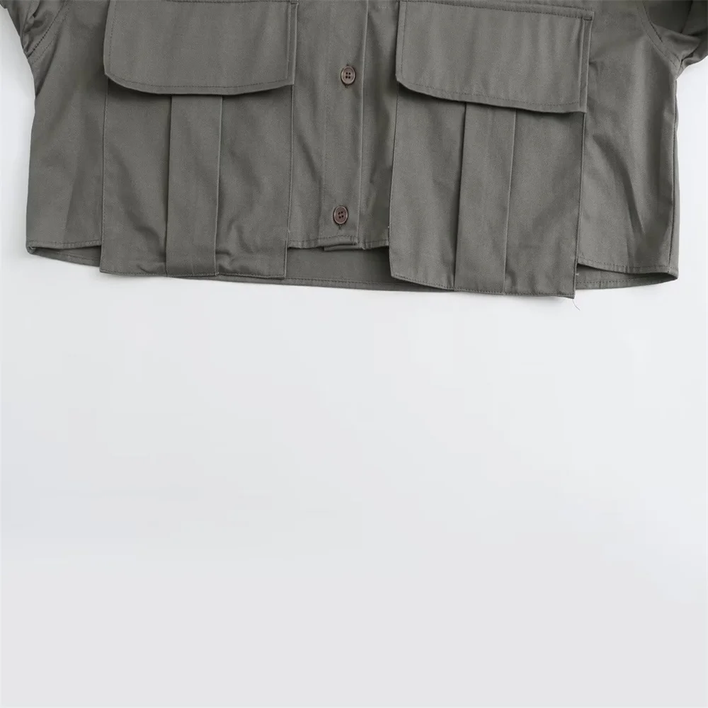 Autumn New Women's Wear Design Sense: A Small Number Polo Neck Loose Windbreaker Fabric Short Shirt 4432029