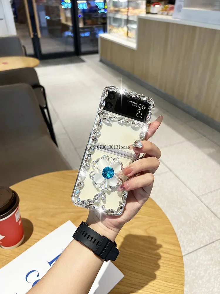 

Luxury Rhinestone Clover Edge Drill Transparent Fold Folding Screen Show for Samsung ZFlip4 ZFlip3 Shockproof Phone Case