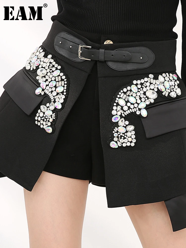 

[EAM] High Waist Rhinestones Irregular Temperament Mini Half-body Skirt Women Fashion Tide New Spring Autumn 2024 JY75801