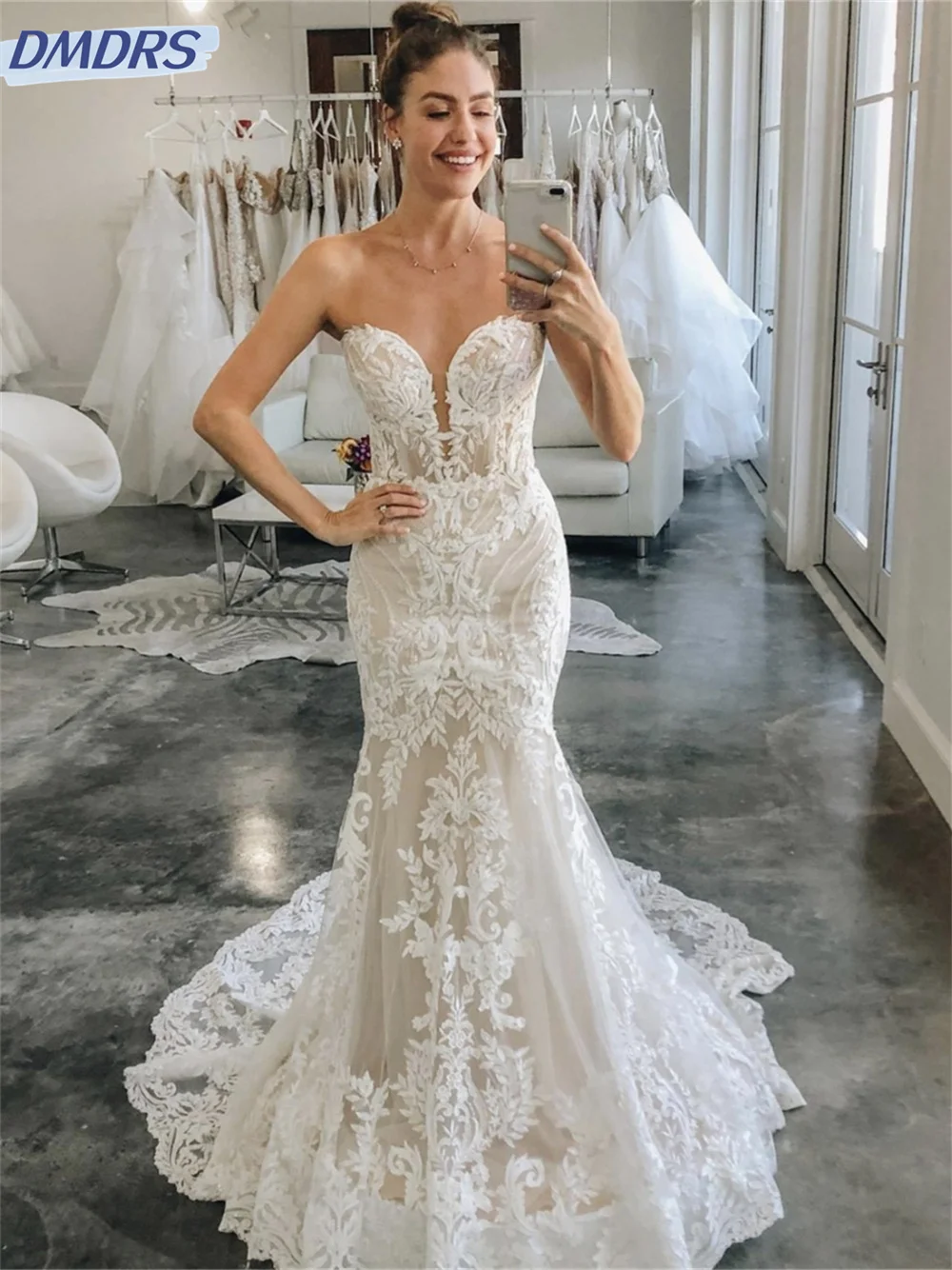 Romantic Appliqué Sleeveless Wedding Dress 2024 Simple Tulle Bridal GownLuxurious A Line Bridal Gown Vestidos De Novia
