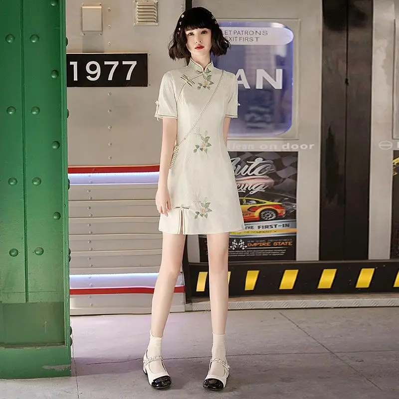 

White Chinese style cheongsam summer short sleeve short print lace slit women's Chinese traditional dress qipao