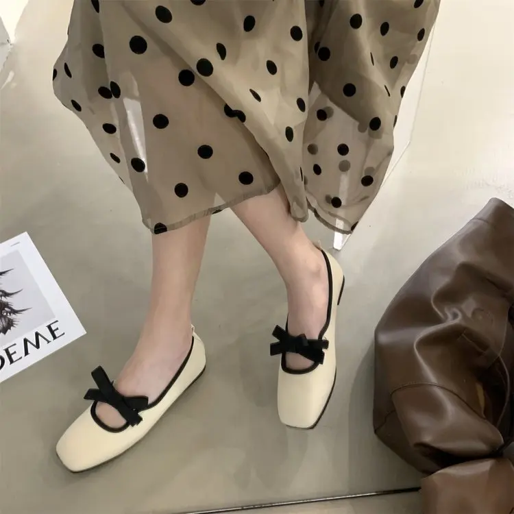 New Spring Autumn New Black Single Shoes Shallow Mouth Slip-on Flats Metal Decoration Flats Bow with square head Women's Shoes
