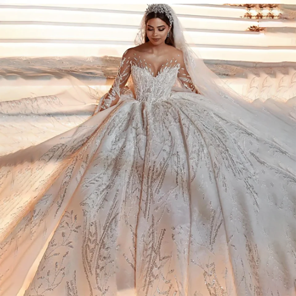 Maßgeschneiderte Luxus-Hochzeitskleider im Dubai-Stil mit Glanzperlen und Pailletten, Ballkleid-Schnitt, Rüschen, Illusions-Design und Schleppe aus Tüll für 2026 – Detail 5